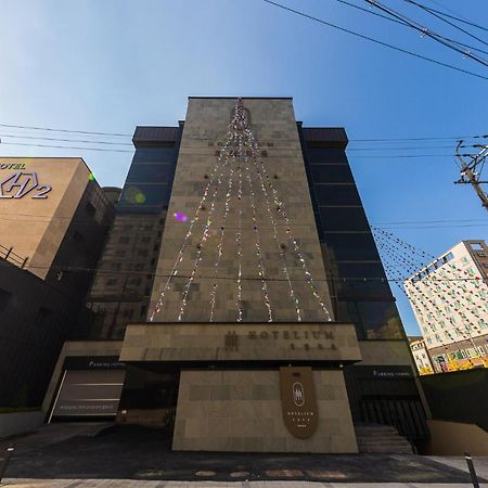 Hotel Lium Cheonan Extérieur photo
