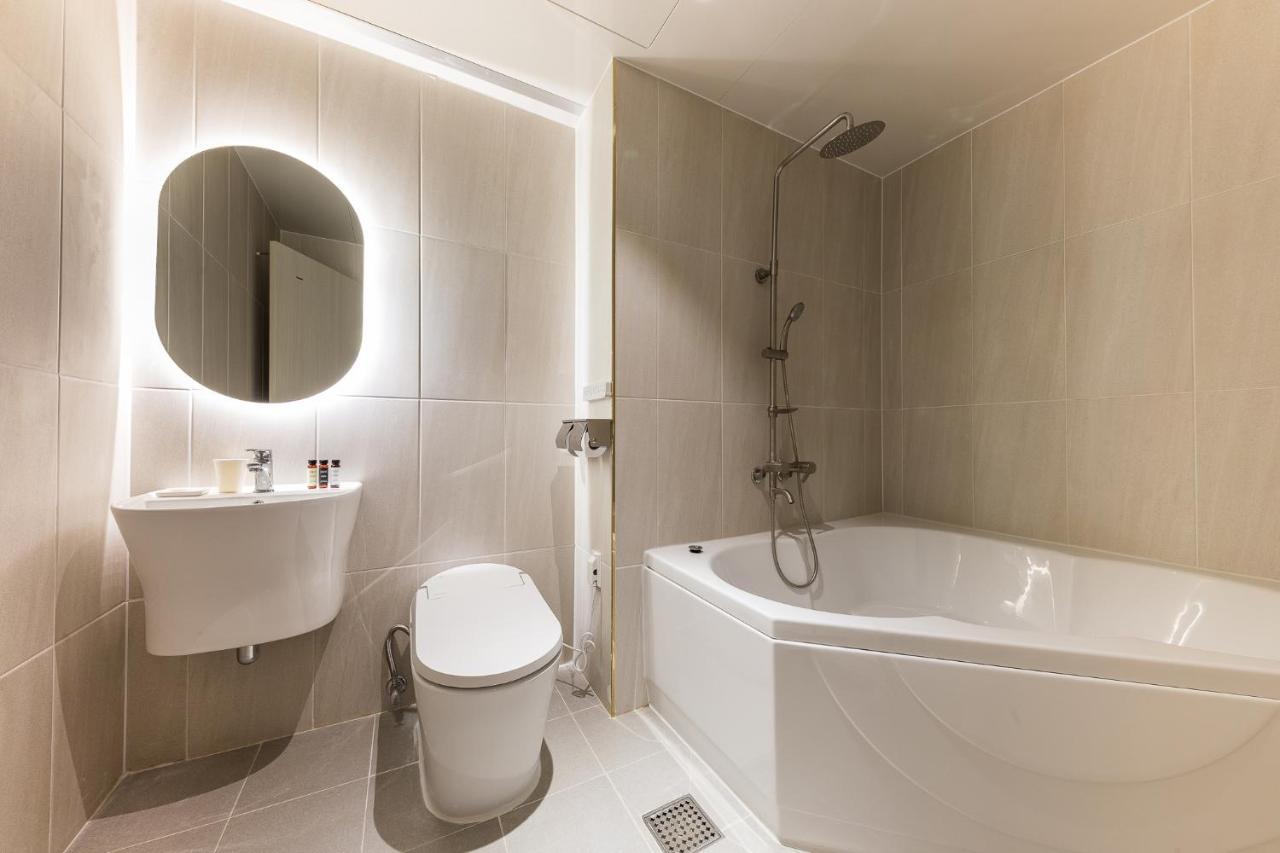 Hotel Lium Cheonan Extérieur photo