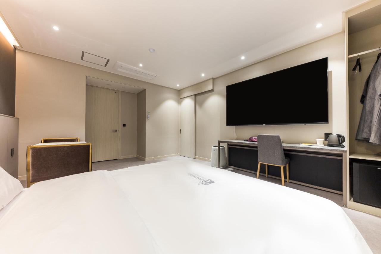 Hotel Lium Cheonan Extérieur photo