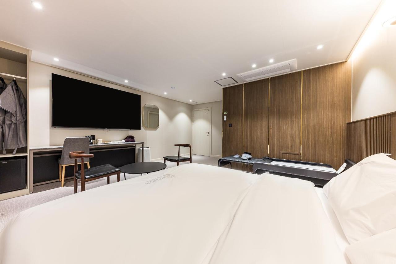 Hotel Lium Cheonan Extérieur photo
