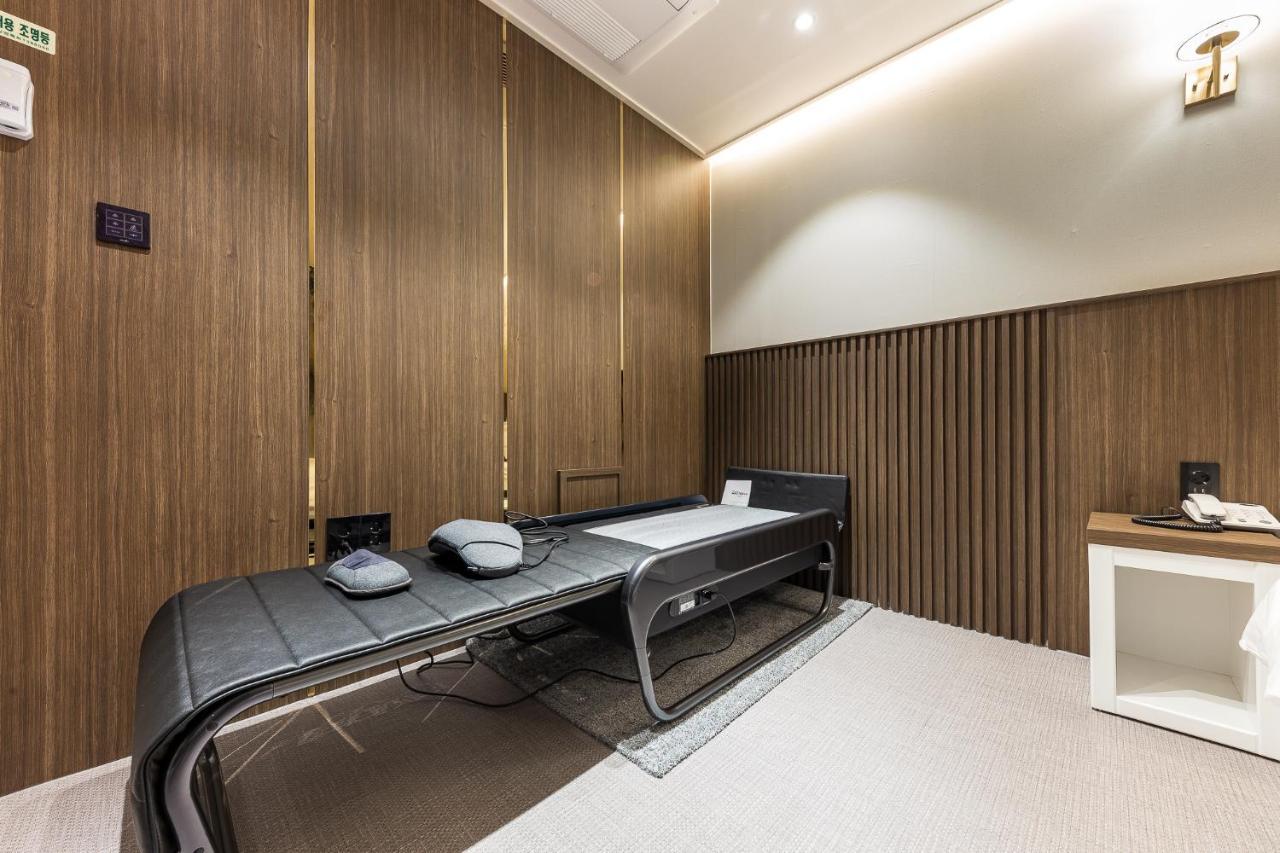 Hotel Lium Cheonan Extérieur photo