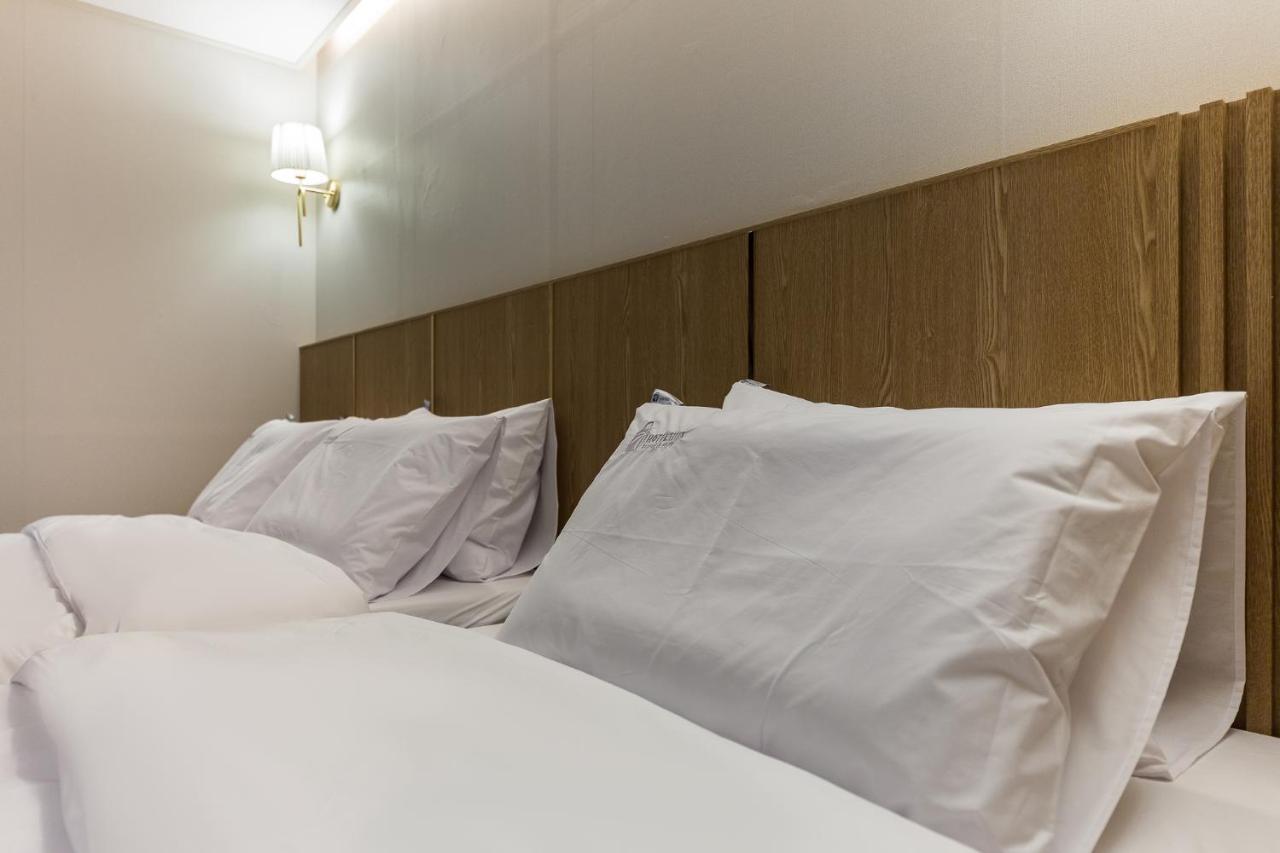 Hotel Lium Cheonan Extérieur photo